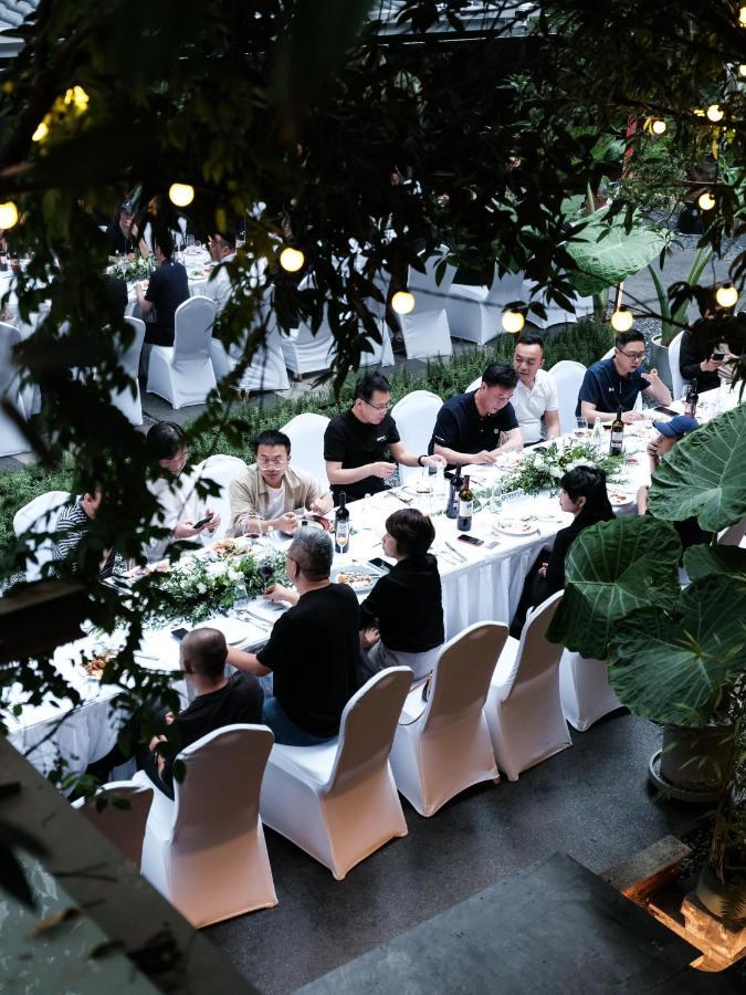 Wezo Hotel Kuanzhai Alley Chengdu-Breakfast Till 12Noon-Lv City Guide Recommended Hotel Kültér fotó